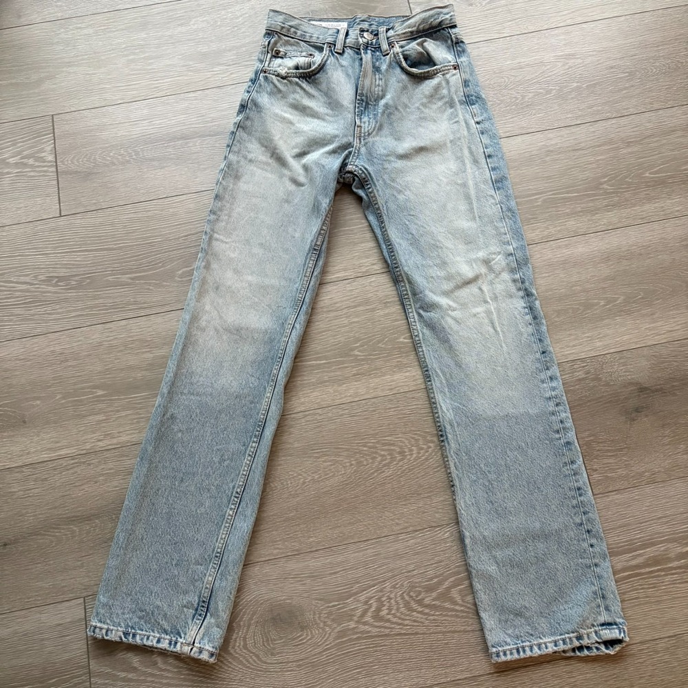 Zara Womens Blue Denim Light Wash High Rise Straight Leg‎ Jeans Size 2